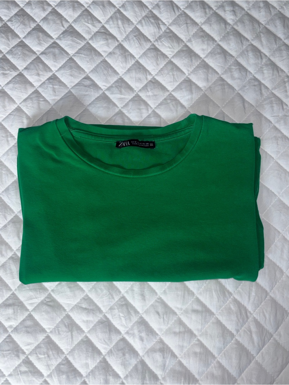 Zara Short Sleeve Crewneck T-Shirt in Emerald Green